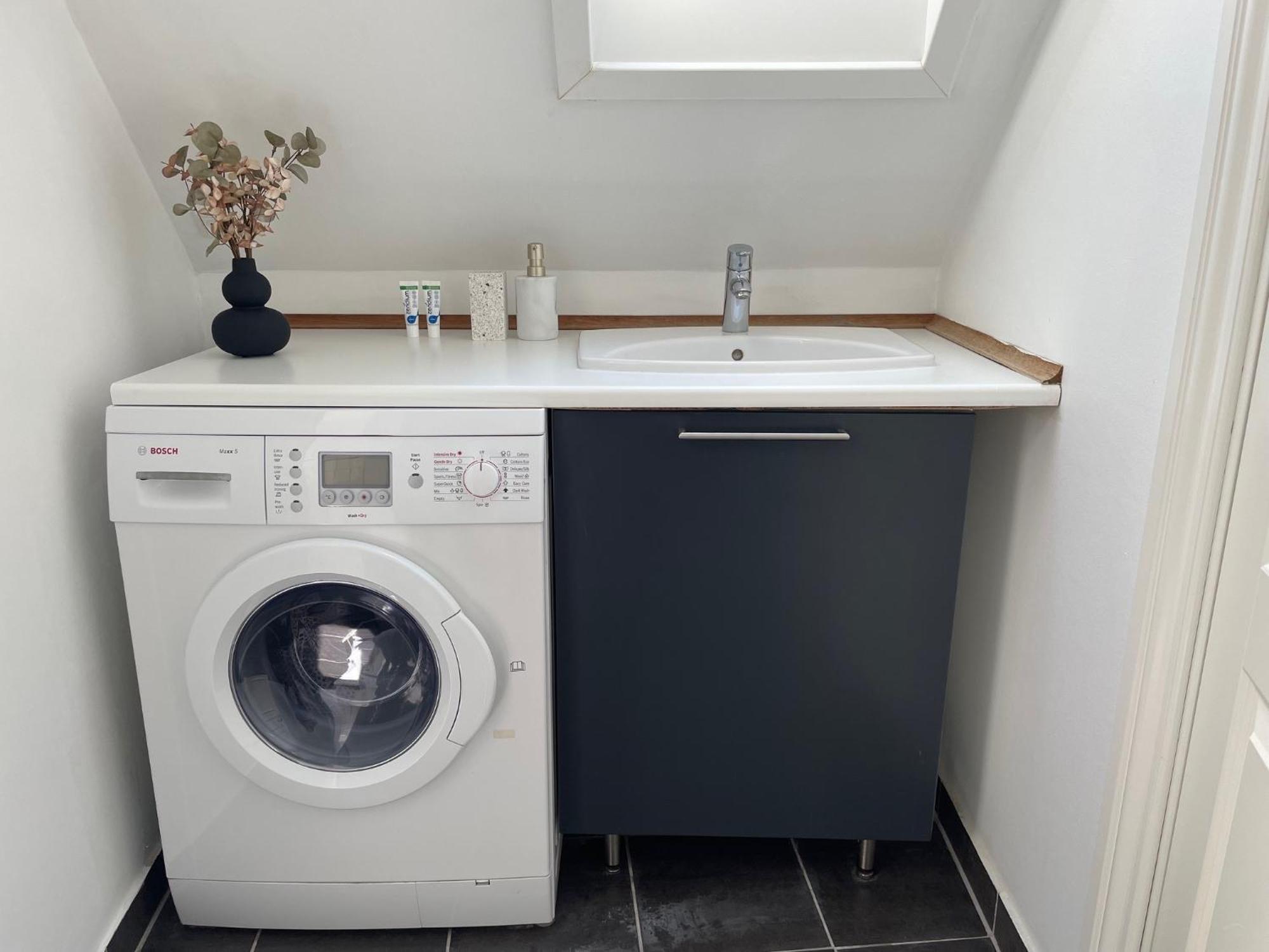 Cozy Apartment With Prime Location In Osterbro København Ngoại thất bức ảnh
